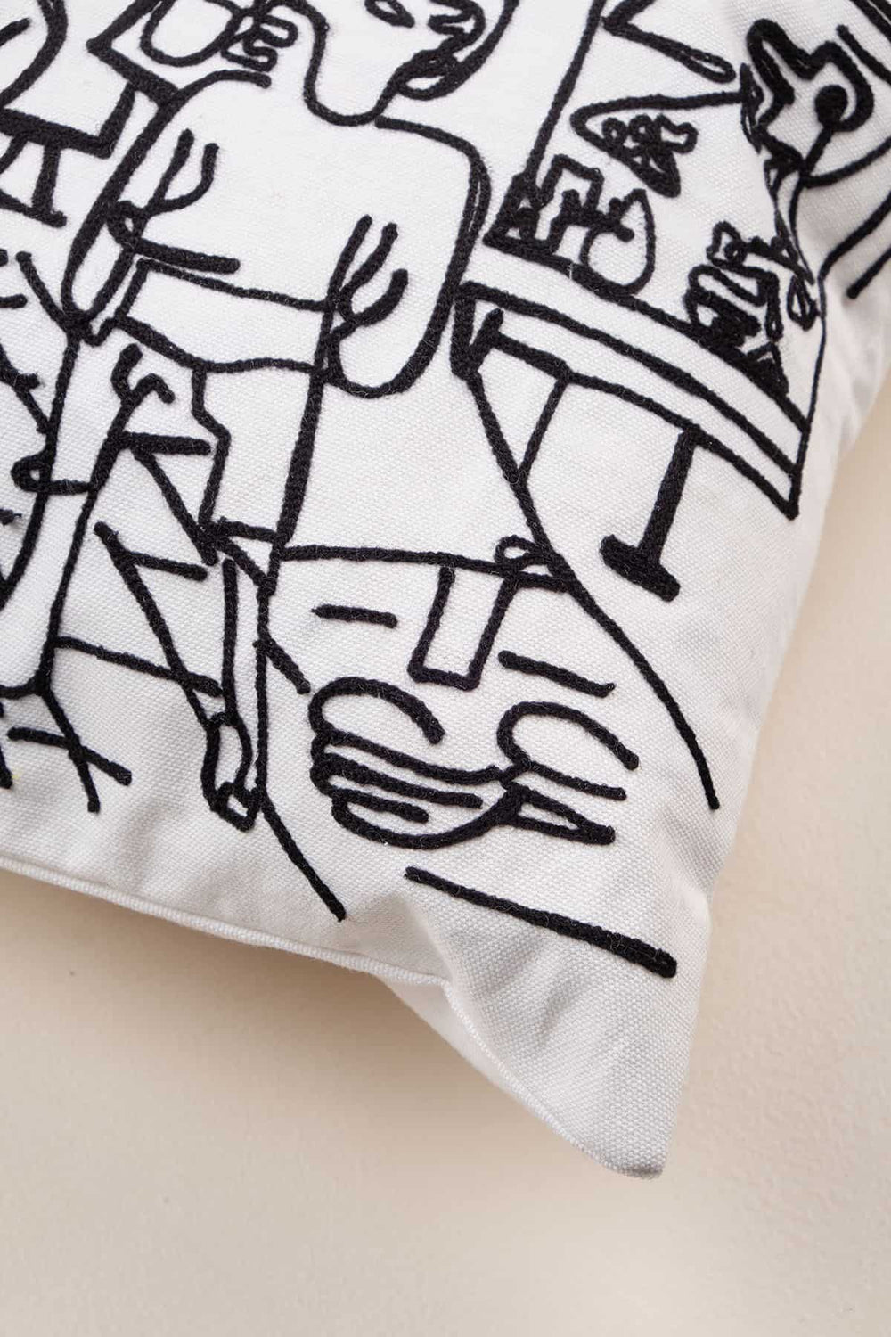 PRINTED CUSHIONS Artist Studio (35 Cm X 50 Cm) Cushion Cover (Black/White)