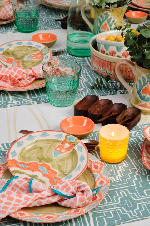 DINING ACCESSORIES Freedom Folk Round Palette (Set of 4)