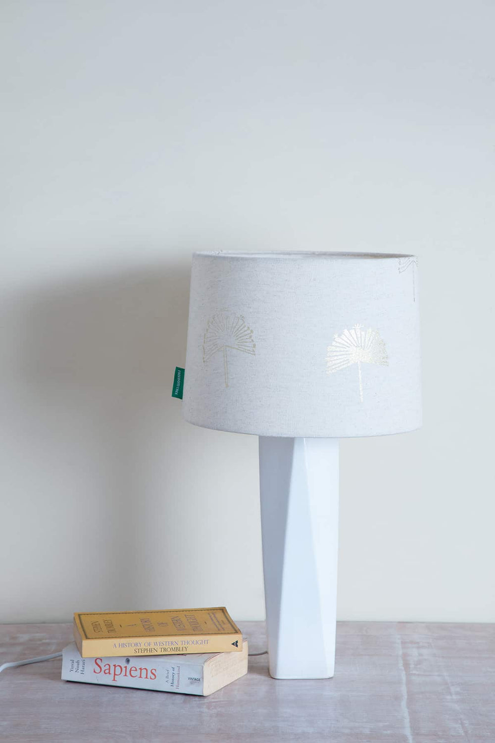 LAMP SHADES Sabar Palm Medium Drum Lampshade (White/Gold)