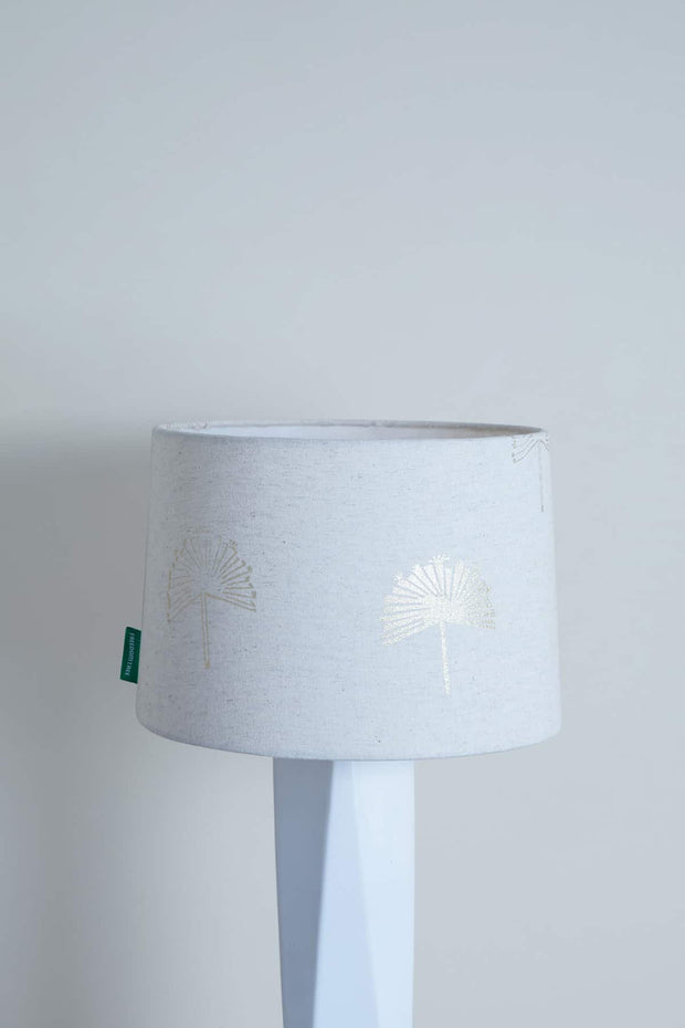 LAMP SHADES Sabar Palm Medium Drum Lampshade (White/Gold)