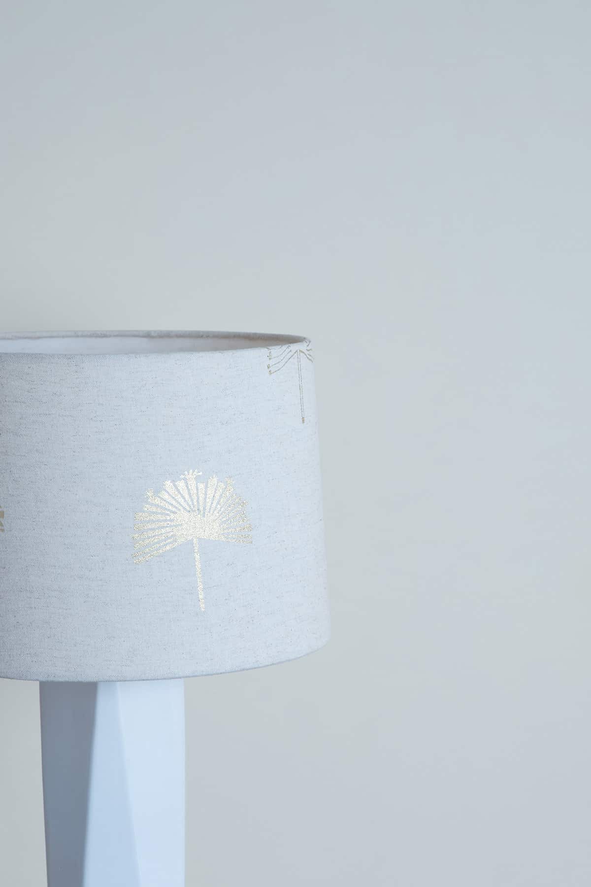 LAMP SHADES Sabar Palm Medium Drum Lampshade (White/Gold)