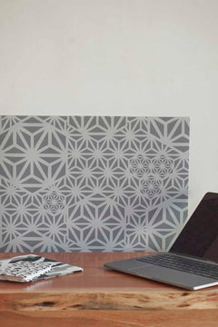 Kiwach Grey Wallpaper (Geometric)
