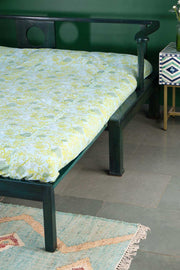 DAY BED Shanghai Pull Out Bed