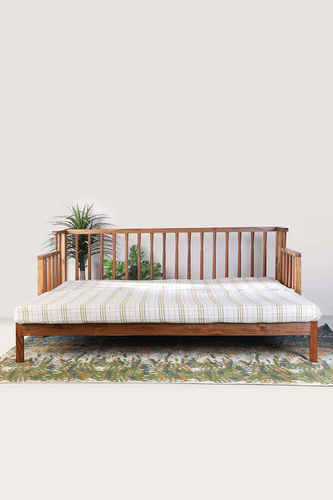 DAY BED Spindle Pull Out Bed (Natural)