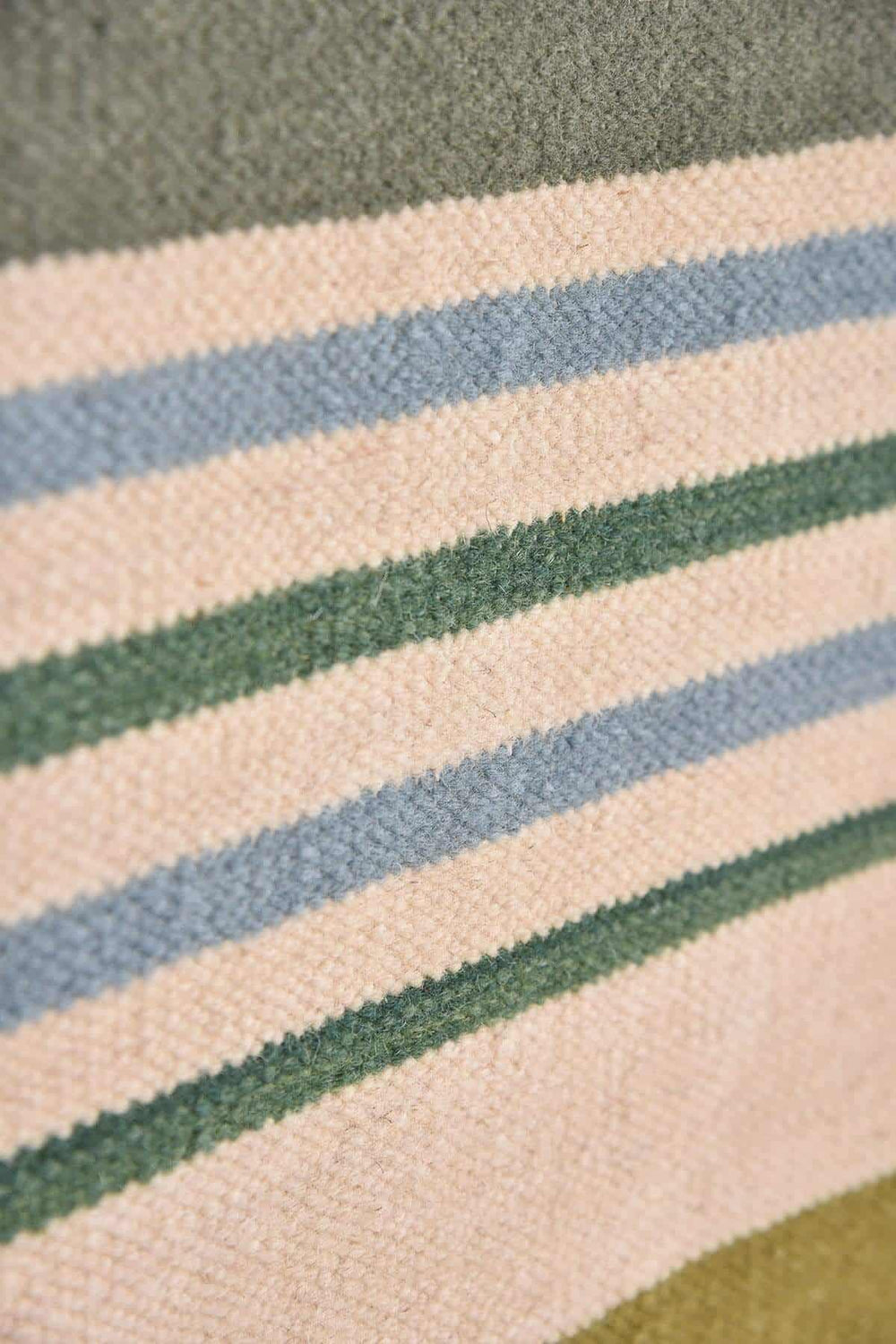 WOVEN RUG Cool And Calm Nomadic Woven Rug (Blue/Green)