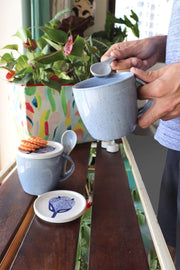 MUG Elae Coffee Mug with Spoon and Tray (Set Of 2)