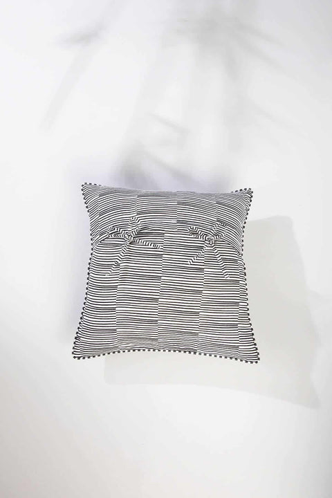 PRINTED & PATTERN CUSHIONS Resting Lion (46 Cm X 46 Cm) Cushion Cover (Grey Stone)