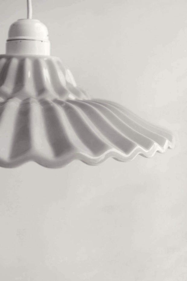 PENDANT LIGHTING Ribbed Ceramic Pendant Lamp (White)