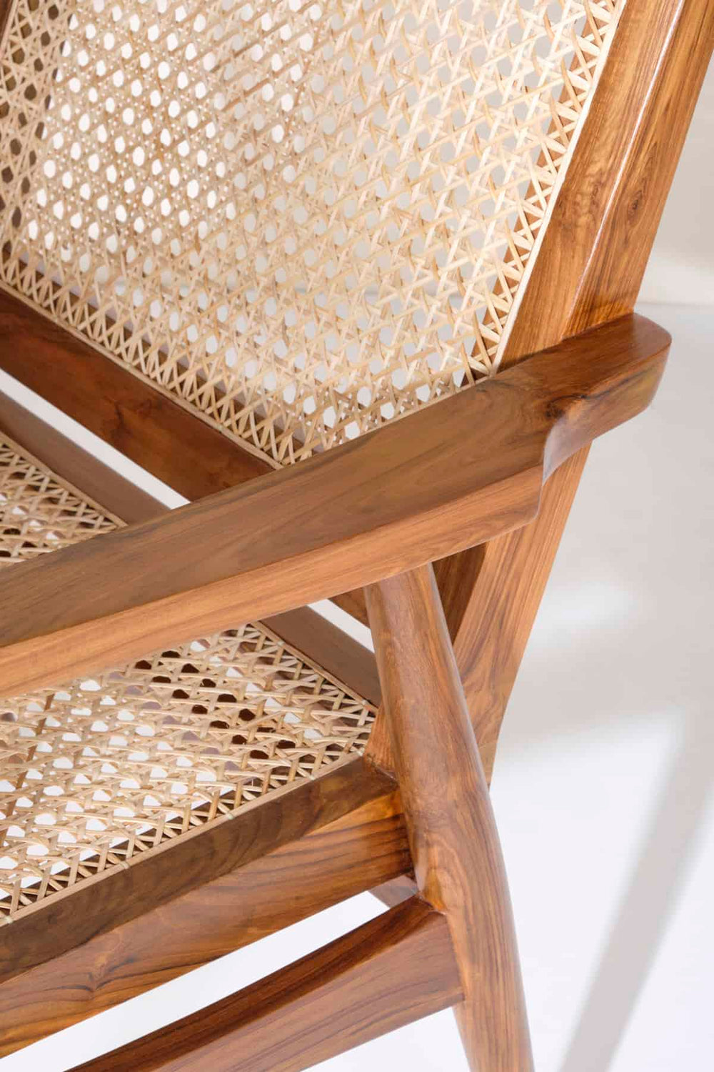 ARMCHAIR Sinni Single Seater Wicker Chair (Teak Wood)