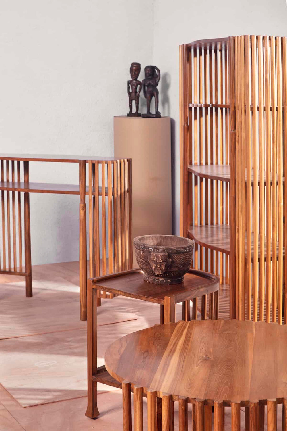 TROLLEY Spindle Teakwood Trolley