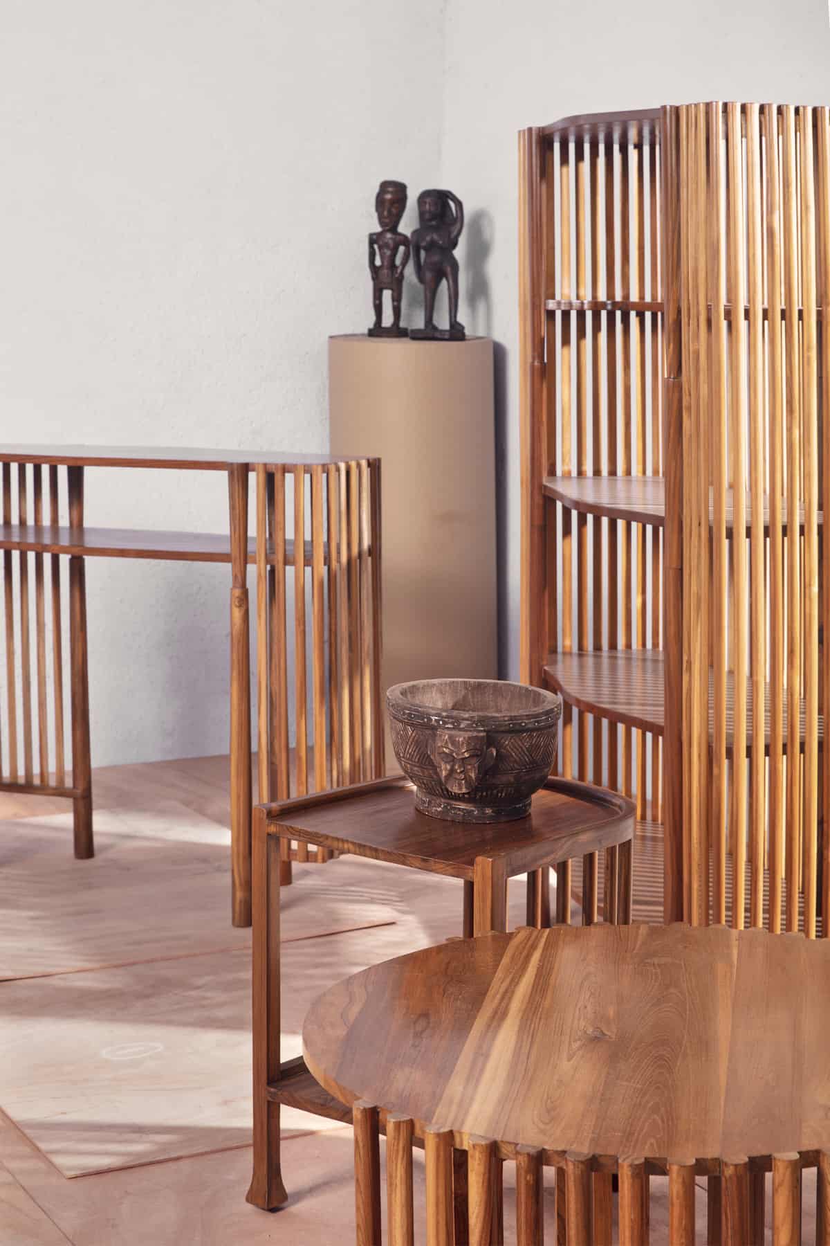 TROLLEY Spindle Teakwood Trolley