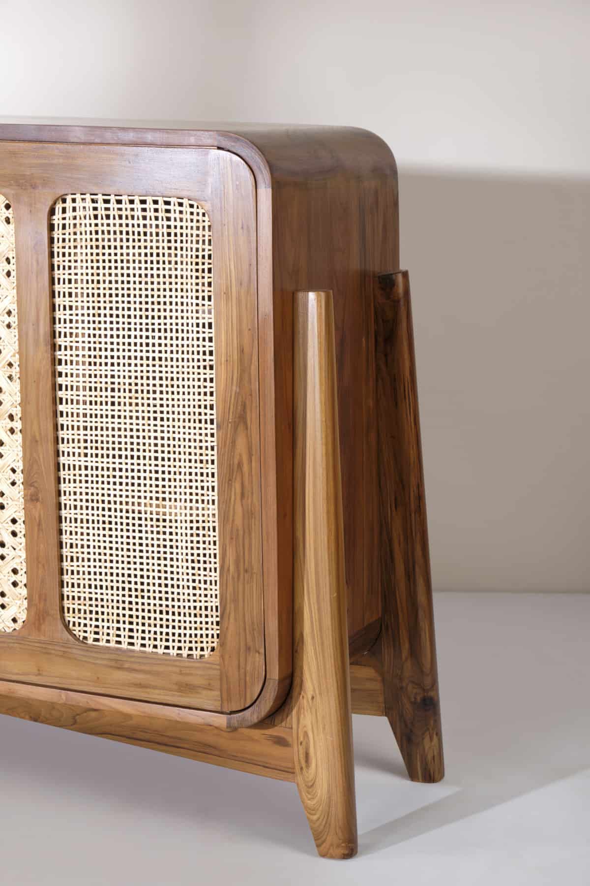 SIDEBOARD Wicker Sideboard (Teak Wood)
